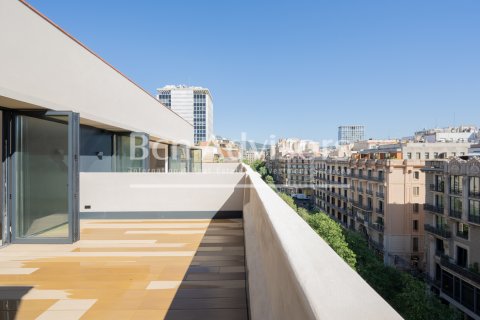 Ático de 2 dormitorios en venta en Barcelona, Cataluña, Spain № 2879