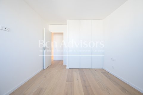 Ático de 2 dormitorios en venta en Barcelona, Cataluña, Spain № 2879 - foto 25