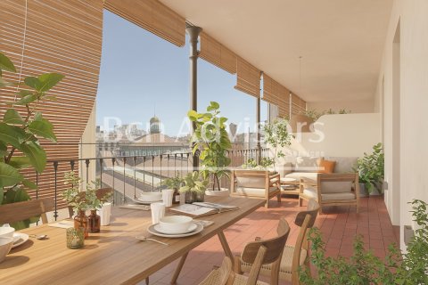Ático de 2 dormitorios en venta en Barcelona, Cataluña, Spain № 2882