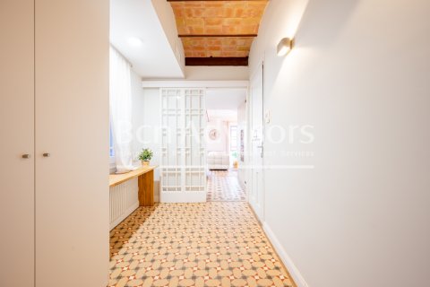 Apartamento de 3 dormitorios en venta en Barcelona, Cataluña, Spain № 2881 - foto 19