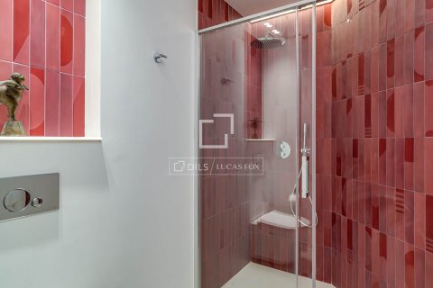 Купить квартиру в Барселона, Испания с 3 спальни, 133м², № 6552 - фото 22