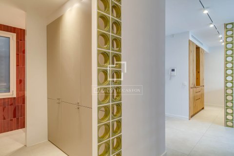 Купить квартиру в Барселона, Испания с 3 спальни, 133м², № 6552 - фото 18
