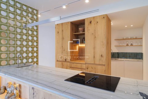 Купить квартиру в Барселона, Испания с 3 спальни, 133м², № 6552 - фото 7