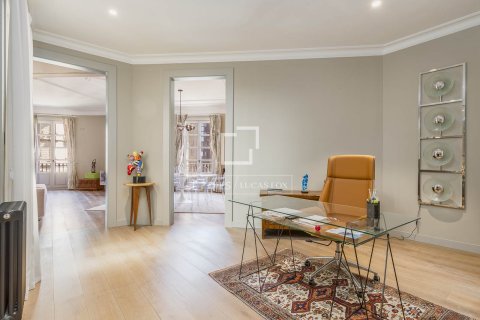 3 bedrooms apartment for sale in Barcelona, Catalonia, Spain № 6549 - photo 30