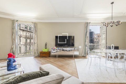 3 bedrooms apartment for sale in Barcelona, Catalonia, Spain № 6549 - photo 18
