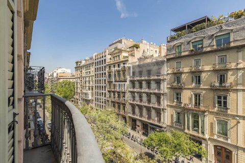 3 bedrooms apartment for sale in Barcelona, Catalonia, Spain № 6549 - photo 26