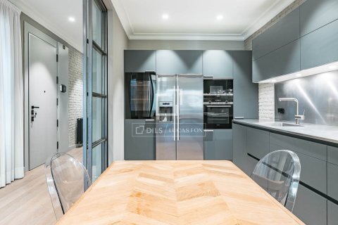 3 bedrooms apartment for sale in Barcelona, Catalonia, Spain № 6549 - photo 12