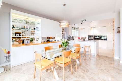 3 bedrooms villa for sale in Sitges, Barcelona, Catalonia, Spain № 4476 - photo 6