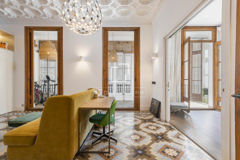 5 bedrooms apartment for sale in Barcelona, Catalonia, Spain № 4477 - photo 24