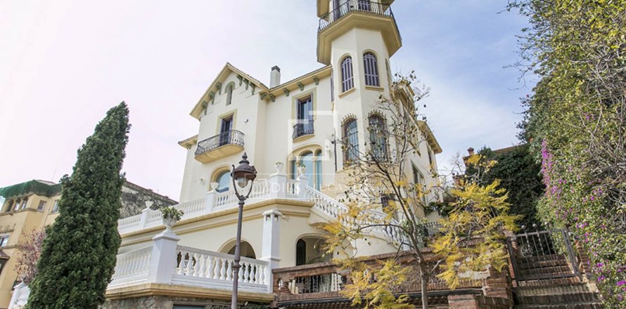 6 bedrooms villa for sale in Barcelona, Catalonia, Spain № 8840