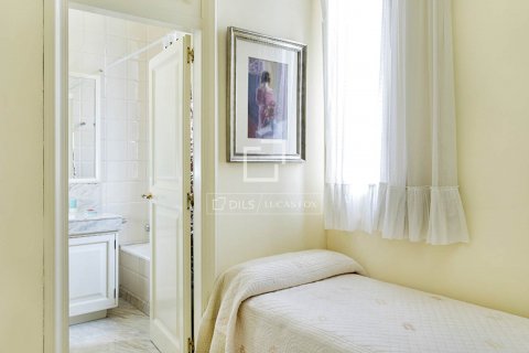 6 bedrooms villa for sale in Barcelona, Catalonia, Spain № 8840 - photo 3