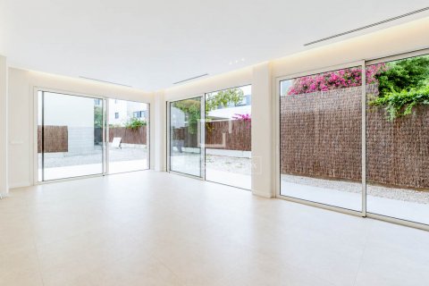 Villa de 5 dormitorios en venta en Sitges, Barcelona, Cataluña, Spain № 8844 - foto 22