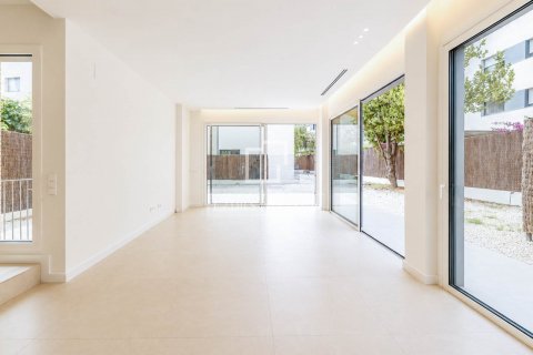 Villa de 5 dormitorios en venta en Sitges, Barcelona, Cataluña, Spain № 8844 - foto 26