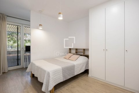 Apartamento de 3 dormitorios en venta en Barcelona, Cataluña, Spain № 8845 - foto 6