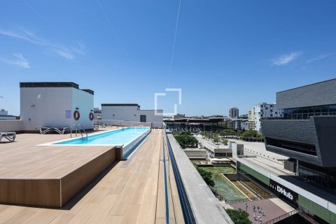Apartamento de 3 dormitorios en venta en Barcelona, Cataluña, Spain № 8845 - foto 15
