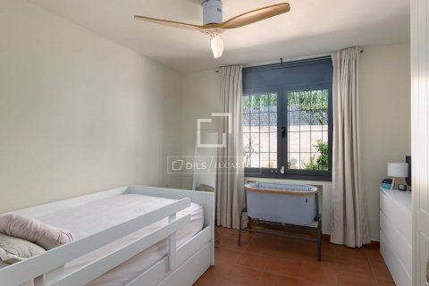 Villa de 4 dormitorios en venta en Sant Vicenc De Montalt, Barcelona, Cataluña, Spain № 8841 - foto 8