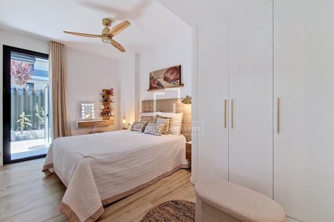 Apartamento de 3 dormitorios en venta en Vilanova i la Geltrú, Barcelona, Cataluña, Spain № 8839 - foto 17