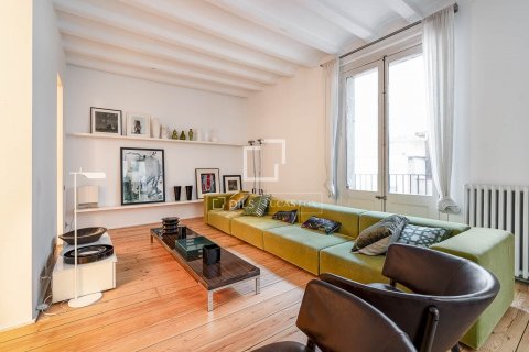 Apartamento de 2 dormitorios en venta en Barcelona, Cataluña, Spain № 8842