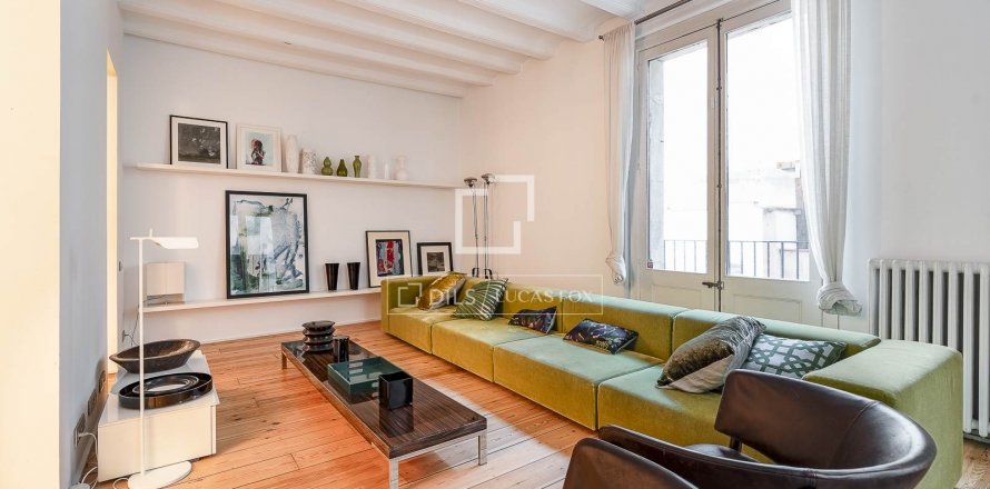 Apartamento de 2 dormitorios en venta en Barcelona, Cataluña, Spain № 8842
