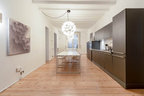 Apartamento de 2 dormitorios en venta en Barcelona, Cataluña, Spain № 8842 - foto 15