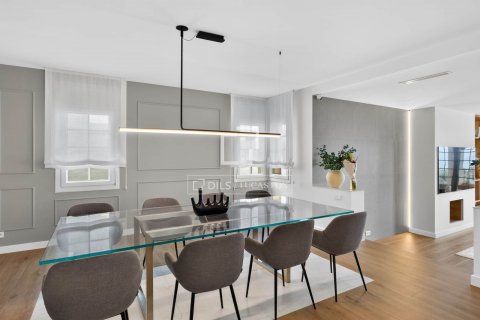 Villa de 5 dormitorios en venta en Tiana, Barcelona, Cataluña, Spain № 8843 - foto 25