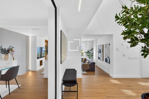 Villa de 5 dormitorios en venta en Tiana, Barcelona, Cataluña, Spain № 8843 - foto 22
