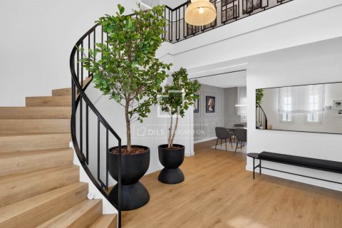 Villa de 5 dormitorios en venta en Tiana, Barcelona, Cataluña, Spain № 8843 - foto 29