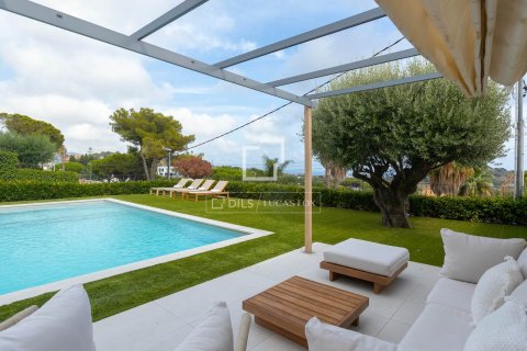 Villa de 5 dormitorios en venta en Tiana, Barcelona, Cataluña, Spain № 8843
