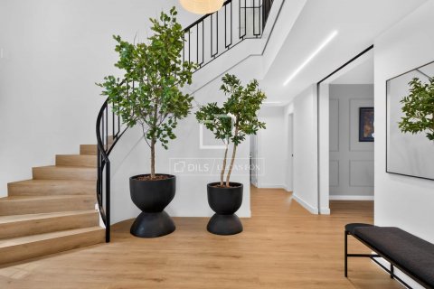 Villa de 5 dormitorios en venta en Tiana, Barcelona, Cataluña, Spain № 8843 - foto 28