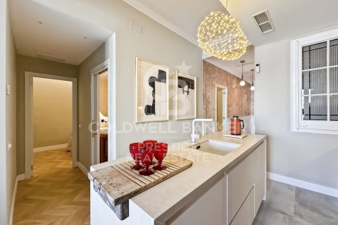 Купить квартиру в Барселона, Испания с 3 спальни, 100м², № 5417 - фото 19