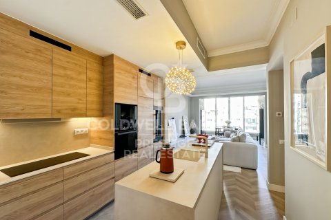 Купить квартиру в Барселона, Испания с 3 спальни, 100м², № 5417 - фото 21