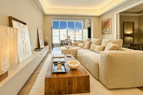 Купить квартиру в Барселона, Испания с 3 спальни, 100м², № 5417 - фото 8