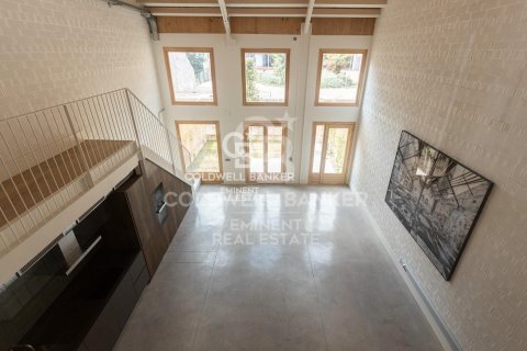 Dúplex de 2 dormitorios en venta en Barcelona, Cataluña, Spain № 5477 - foto 27
