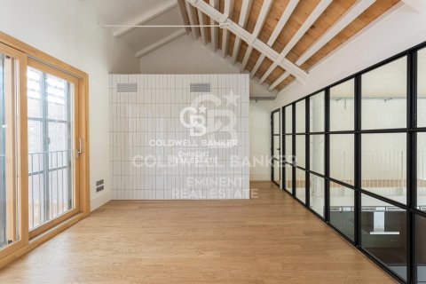 Dúplex de 2 dormitorios en venta en Barcelona, Cataluña, Spain № 5477 - foto 20