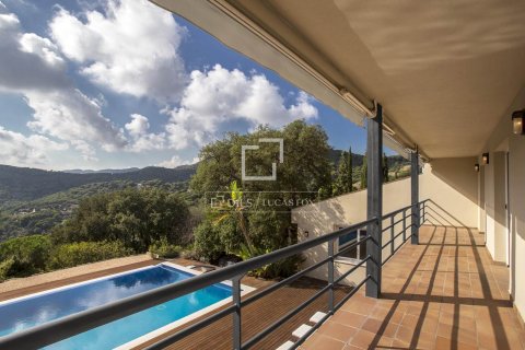 Villa de 4 dormitorios en venta en Cabrera de Mar, Barcelona, Cataluña, Spain № 3995 - foto 15