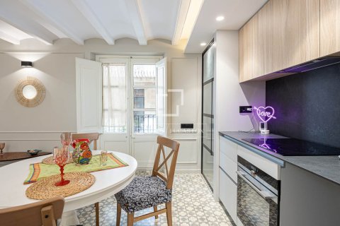 Apartamento de 2 dormitorios en venta en Barcelona, Cataluña, Spain № 3992 - foto 7