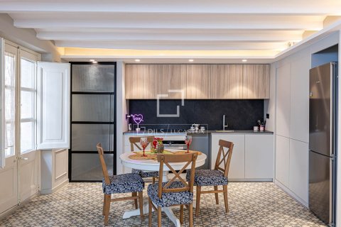 Apartamento de 2 dormitorios en venta en Barcelona, Cataluña, Spain № 3992 - foto 5