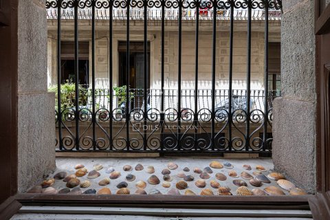 Apartamento de 2 dormitorios en venta en Barcelona, Cataluña, Spain № 3992 - foto 10