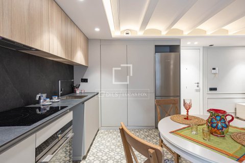 Apartamento de 2 dormitorios en venta en Barcelona, Cataluña, Spain № 3992 - foto 8