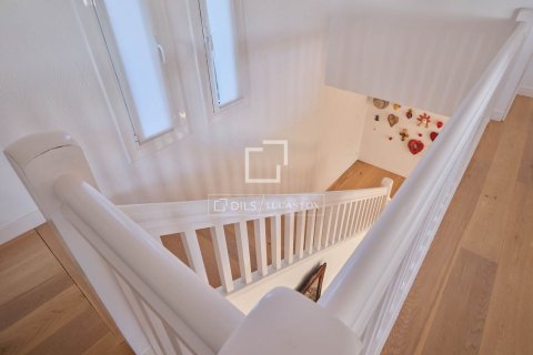 Villa de 6 dormitorios en venta en Premia De Dalt, Barcelona, Cataluña, Spain № 3997 - foto 8