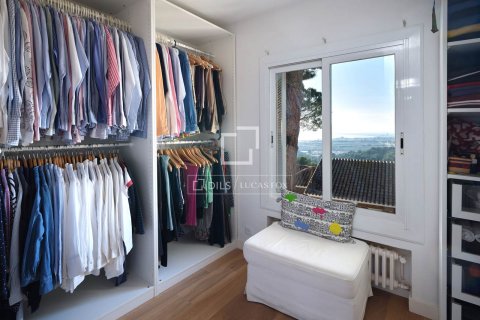 Villa de 6 dormitorios en venta en Premia De Dalt, Barcelona, Cataluña, Spain № 3997 - foto 21