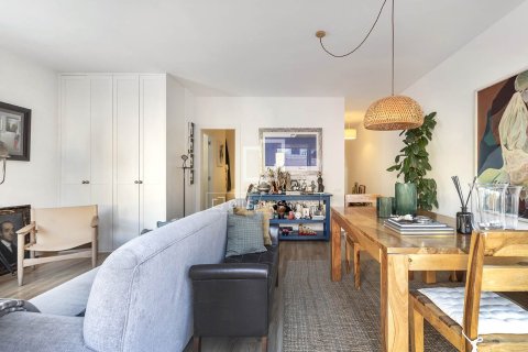 Apartamento de 2 dormitorios en venta en Barcelona, Cataluña, Spain № 3994 - foto 7