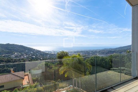Villa de 5 dormitorios en venta en Cabrils, Barcelona, Cataluña, Spain № 6442 - foto 15