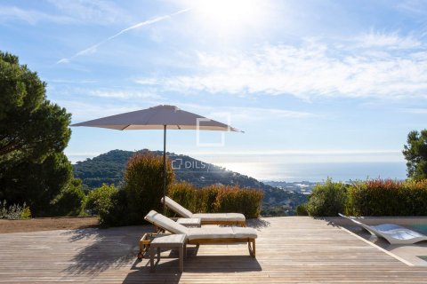 Villa de 5 dormitorios en venta en Cabrils, Barcelona, Cataluña, Spain № 6442 - foto 30