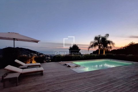 Villa de 5 dormitorios en venta en Cabrils, Barcelona, Cataluña, Spain № 6442 - foto 3