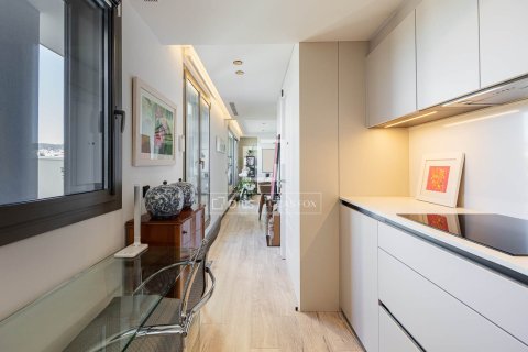 Ático de 1 dormitorio en venta en Barcelona, Cataluña, Spain № 6443 - foto 12