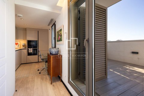 Ático de 1 dormitorio en venta en Barcelona, Cataluña, Spain № 6443 - foto 14
