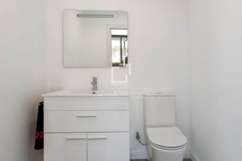 Villa de 4 dormitorios en venta en Cabrils, Barcelona, Cataluña, Spain № 4083 - foto 30