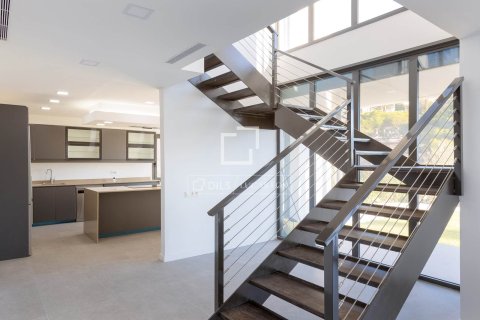 Villa de 4 dormitorios en venta en Cabrils, Barcelona, Cataluña, Spain № 4083 - foto 18
