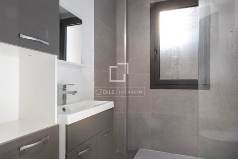 Villa de 4 dormitorios en venta en Cabrils, Barcelona, Cataluña, Spain № 4083 - foto 16